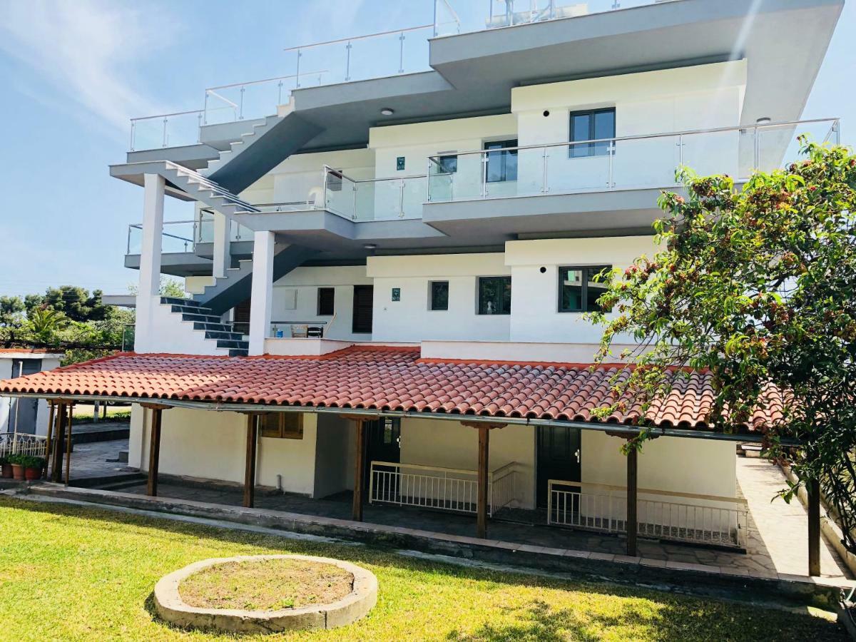Aparthotel La Casa Al Mare Mola Kaliva Exterior foto